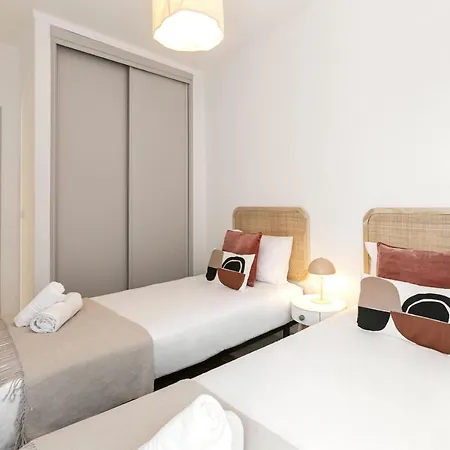 Coastal Escape Apartament *