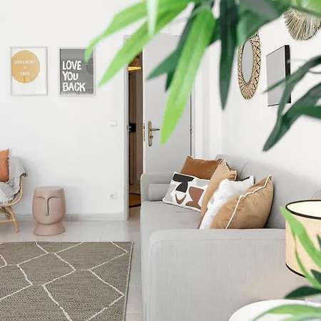 Coastal Escape Apartament