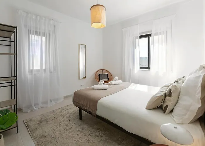 Daire Coastal Escape *