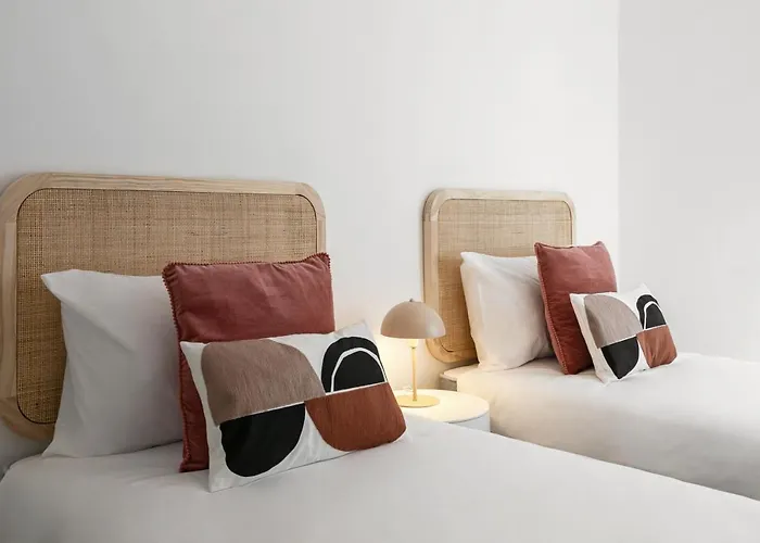 Daire Coastal Escape